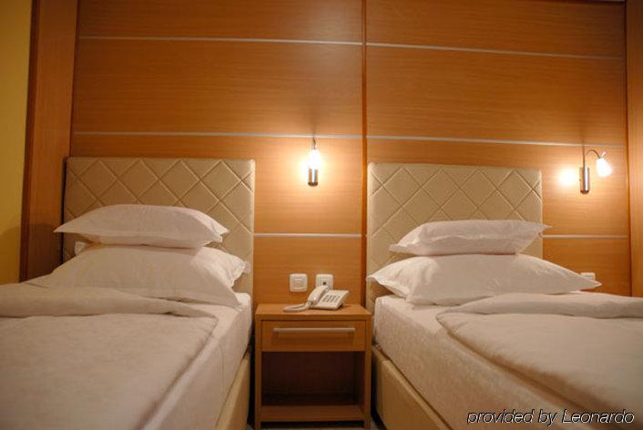 Hotel Cezar Banja Luka Pokój zdjęcie
